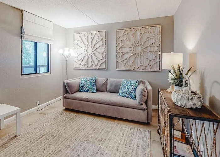 Sunny & Modern Near The With Balcony Pools & Gym * Ocean City