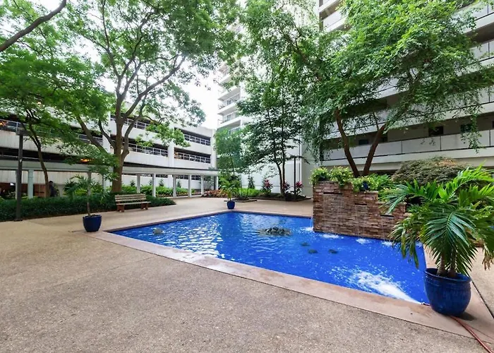 Sunny & Modern Near The With Balcony Pools & Gym * Ocean City