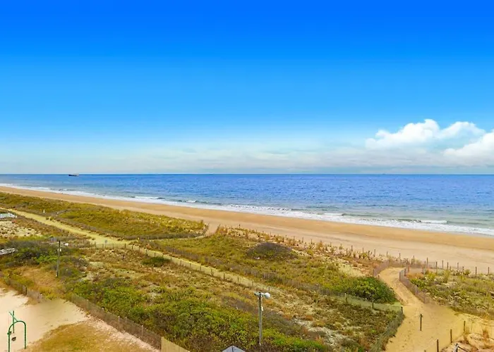 Holiday home Sunny & Modern Near The With Balcony Pools & Gym Ocean City